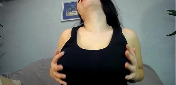  chubby girl ge naughty after gym and fuck big fat pussy by black dildo from behind